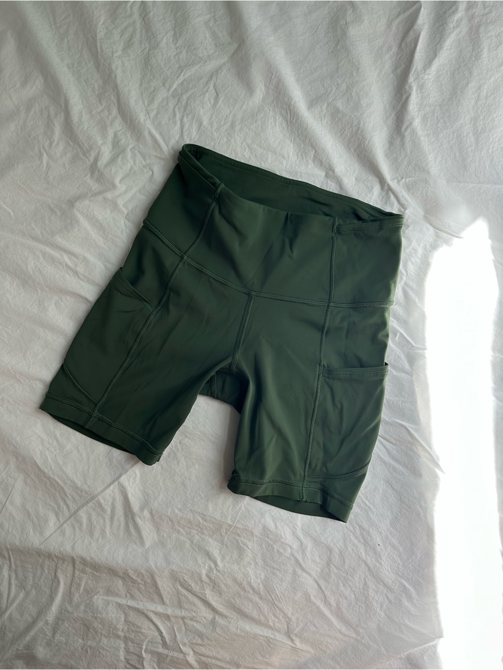 Lululemon High-Rise Green Biker Shorts Size 2